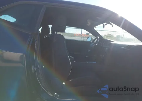 2013 Dodge Challenger Sxt z USA, uszkodzony, nr VIN 2C3CDYAG3DH626028